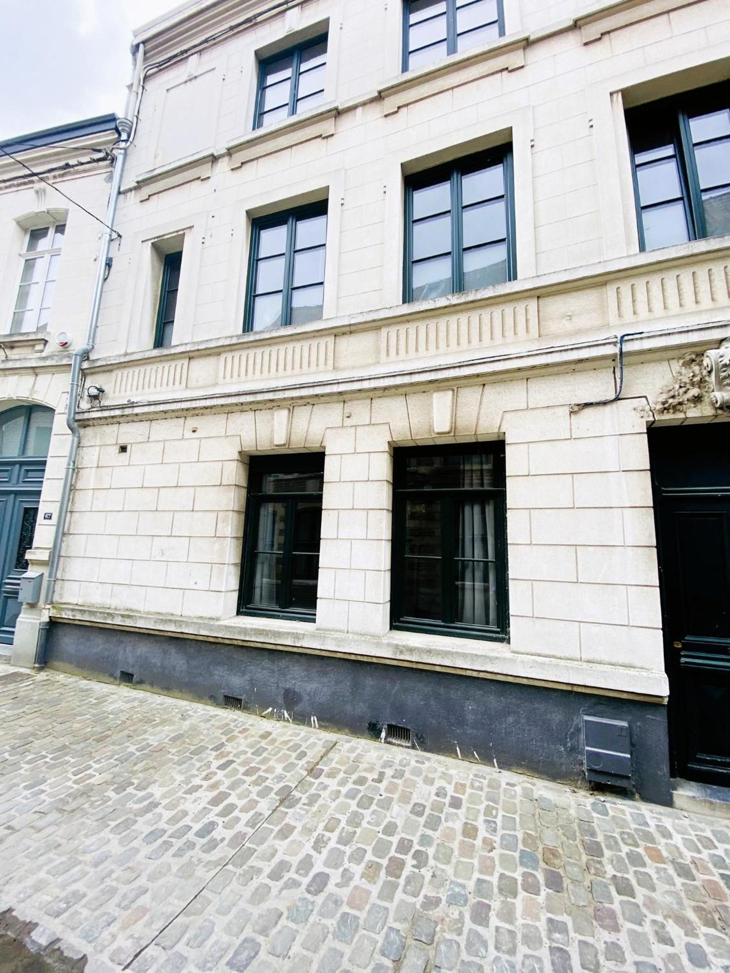 La Petite Rhonelle - En Hypercentre *